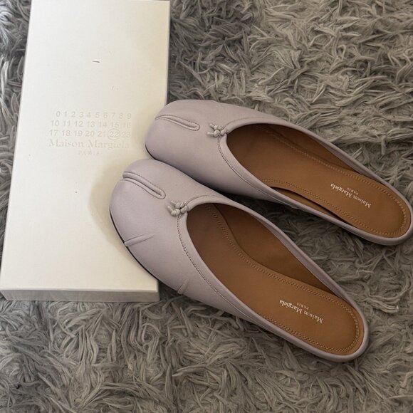 Maison Margiela Tabi Ballet Flats Women's Flats in Purple - Picture 1 of 6